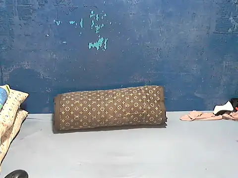 hotchilimom online show from 17, 3, 2026