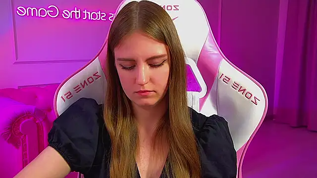 Snapshot of SofiaSarvains chatting on 11, 6, 2026 SofiaSarvains online show from 11, 6, 2026
