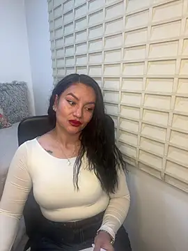 Ameliia Morgan online show from 8, 5, 2026