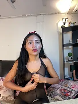 Snapshot of Karol_Wilde chatting on 19, 5, 2026 Karol Wilde online show from 19, 5, 2026