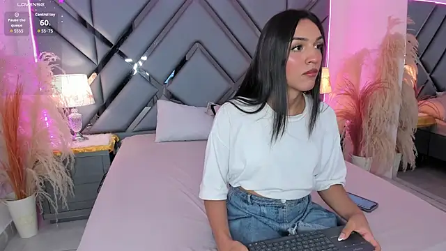 Snapshot of MadisonHerrera chatting on 13, 5, 2026 MadisonHerrera online show from 13, 5, 2026