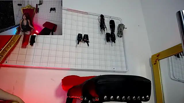 Snapshot of Aiiko_Domme chatting on 16, 5, 2026 Aiiko Domme online show from 16, 5, 2026