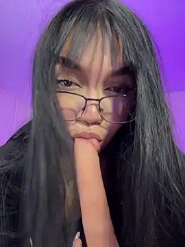 Tania Tay online show from 15, 5, 2026
