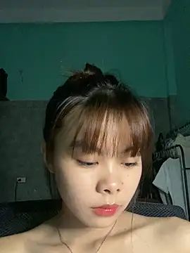 Snapshot of Cry_sexy chatting on 23, 5, 2026 Cry sexy online show from 23, 5, 2026