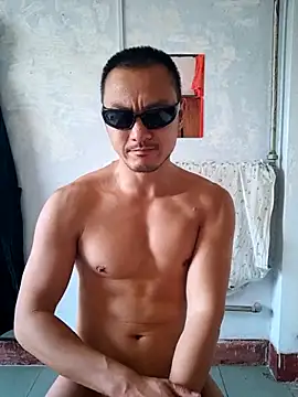 Snapshot of muscleboy63 chatting on 12, 5, 2026 muscleboy63 online show from 12, 5, 2026