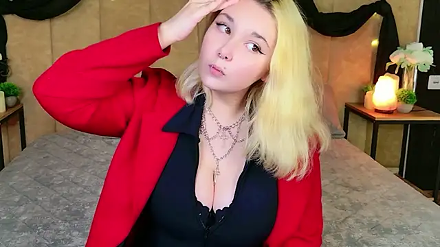 Cassey Well online show from 25, 6, 2026