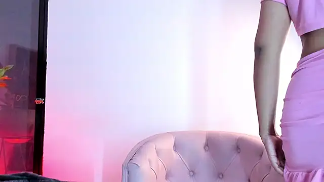 luna rase online show from 19, 5, 2026