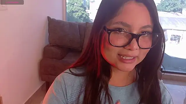 Eva-Apple online show from 19, 6, 2026