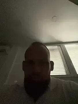 Eshlie Bruno online show from 8, 5, 2026