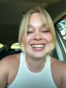 Snapshot of lilixcake chatting on 25, 6, 2026 lilixcake online show from 25, 6, 2026