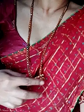 Snapshot of Komal_Bhabhi4u chatting on 14, 5, 2026 Komal Bhabhi4u online show from 14, 5, 2026