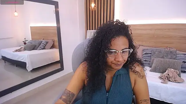 Snapshot of alexa_forbes_ chatting on 13, 5, 2026 alexa forbes online show from 13, 5, 2026