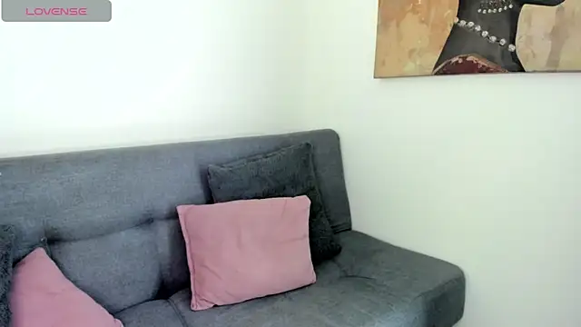 Lizeth White  online show from 8, 5, 2026