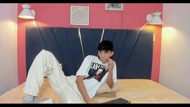 ero boy40 online show from 29, 5, 2026