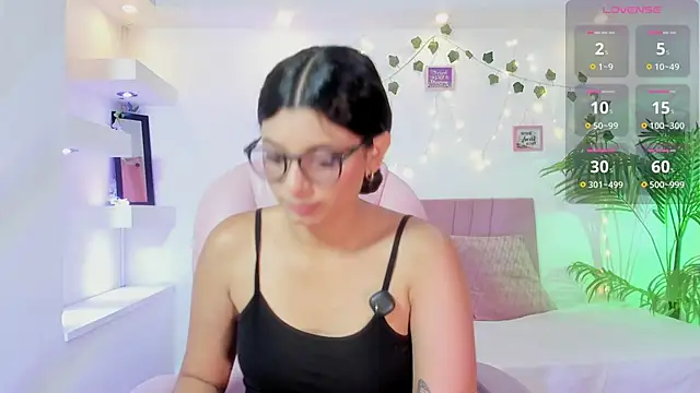 Snapshot of isabel_space chatting on 16, 6, 2026 isabel space online show from 16, 6, 2026