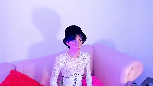 Snapshot of LittlePrince_ chatting on 3, 7, 2026 LittlePrince online show from 3, 7, 2026