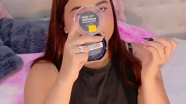 DulceeGarcia online show from 25, 7, 2026