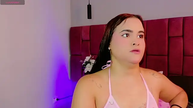 DulceeGarcia online show from 3, 8, 2026