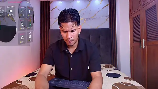Snapshot of JacobWolf__ chatting on 2, 7, 2026 JacobWolf online show from 2, 7, 2026
