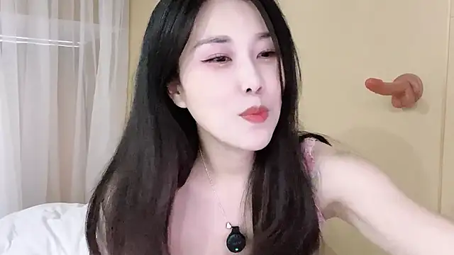 Snapshot of Emma_qiqi chatting on 22, 5, 2026 Emma qiqi online show from 22, 5, 2026