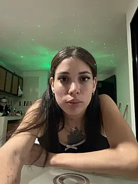 Snapshot of Charlotte_Reed chatting on 18, 5, 2026 Charlotte Reed online show from 18, 5, 2026