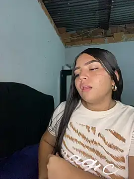 Snapshot of babyy_pervert chatting on 1, 7, 2026 babyy pervert online show from 1, 7, 2026
