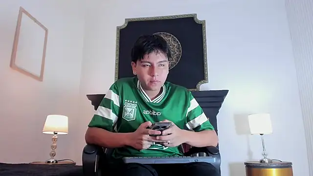 Snapshot of _maximo_1 chatting on 9, 6, 2026 maximo 1 online show from 9, 6, 2026