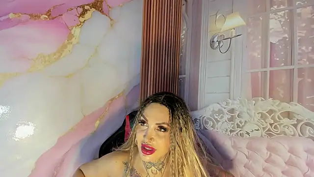 Snapshot of LaylaWatsson chatting on 22, 5, 2026 LaylaWatsson online show from 22, 5, 2026