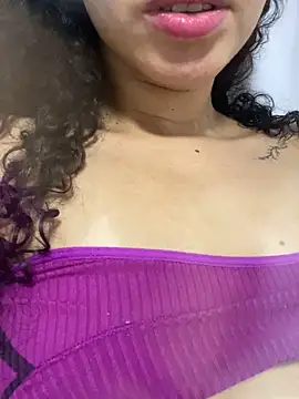 venuseyes25 online show from 25, 5, 2026