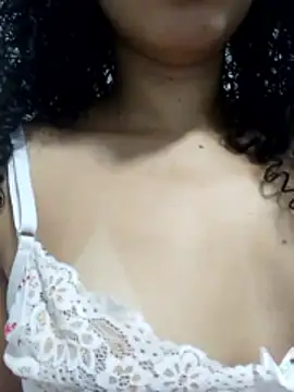 Snapshot of venuseyes25 chatting on 12, 6, 2026 venuseyes25 online show from 12, 6, 2026