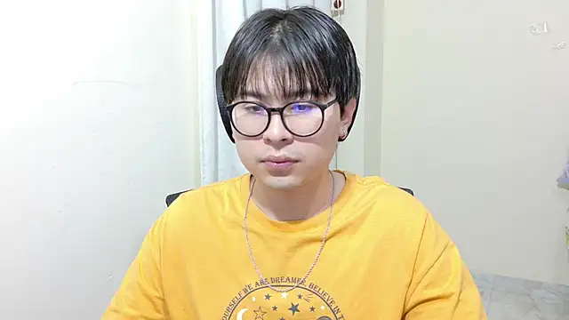 kuromi boy online show from 15, 6, 2026