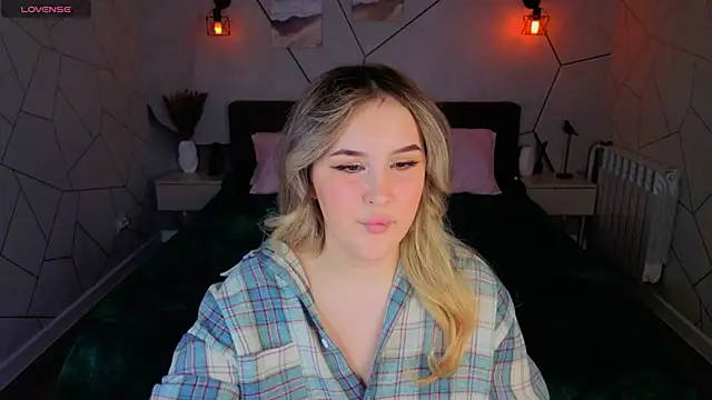 Stacey Dawson online show from 26, 5, 2026