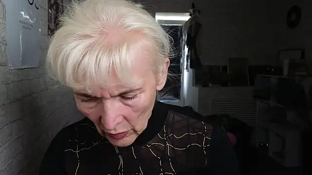 Snapshot of Nia_Natur chatting on 2, 6, 2026 Nia Natur online show from 2, 6, 2026
