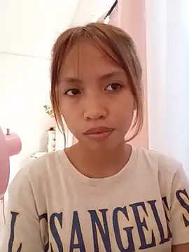 Snapshot of sweetpinayxxx chatting on 19, 6, 2026 sweetpinayxxx online show from 19, 6, 2026