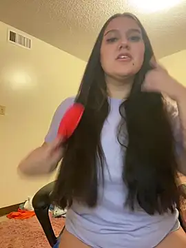 Snapshot of allyroseeee chatting on 9, 6, 2026 allyroseeee online show from 9, 6, 2026