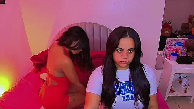 your favorite girls online show from 7, 6, 2026