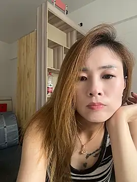 Snapshot of okgirl_23 chatting on 9, 7, 2026 okgirl 23 online show from 9, 7, 2026