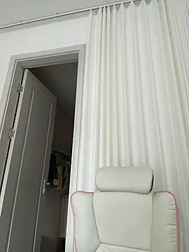 Snapshot of okgirl_23 chatting on 7, 8, 2026 okgirl 23 online show from 7, 8, 2026