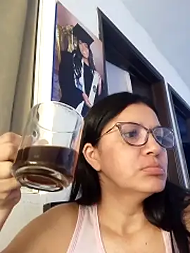 Snapshot of Casandra_inthemorning chatting on 10, 6, 2026 Casandra inthemorning online show from 10, 6, 2026