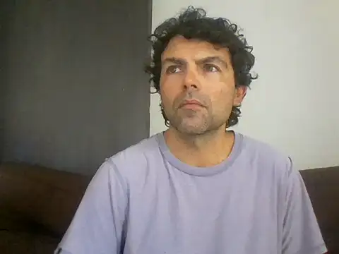 Snapshot of perrolobo78 chatting on 26, 5, 2026 perrolobo78 online show from 26, 5, 2026