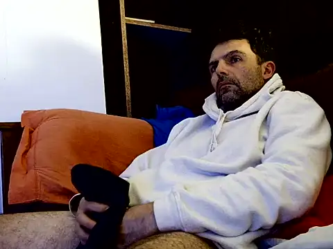 Snapshot of perrolobo78 chatting on 9, 8, 2026 perrolobo78 online show from 9, 8, 2026