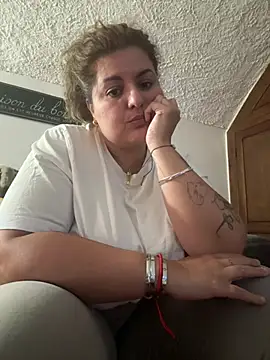 Snapshot of velvelshadow chatting on 6, 7, 2026 velvelshadow online show from 6, 7, 2026