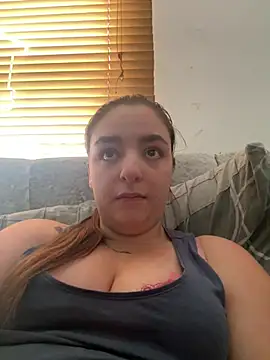Snapshot of LexiXXoo chatting on 11, 6, 2026 LexiXXoo online show from 11, 6, 2026