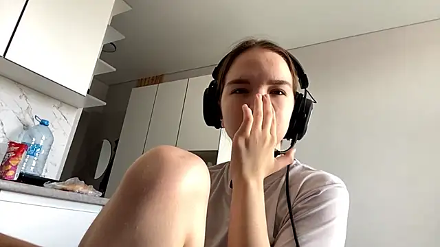 FewerCadre online show from 6, 6, 2026