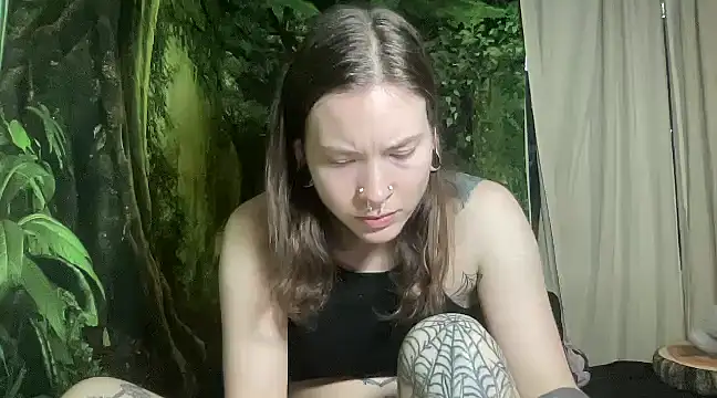 Snapshot of mo0ngoddess chatting on 2, 1, 2025 mo0ngoddess online show from 2, 1, 2025