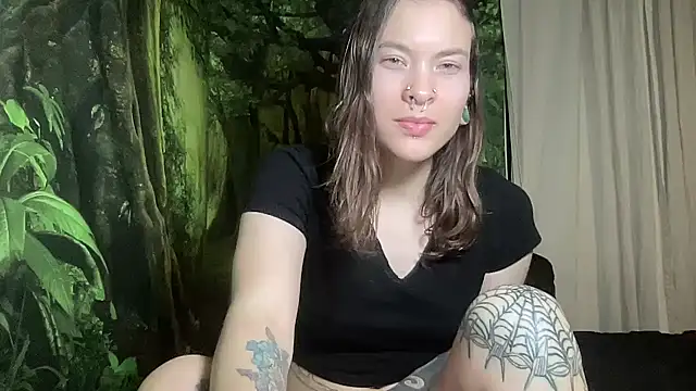 Snapshot of mo0ngoddess chatting on 14, 1, 2025 mo0ngoddess online show from 14, 1, 2025