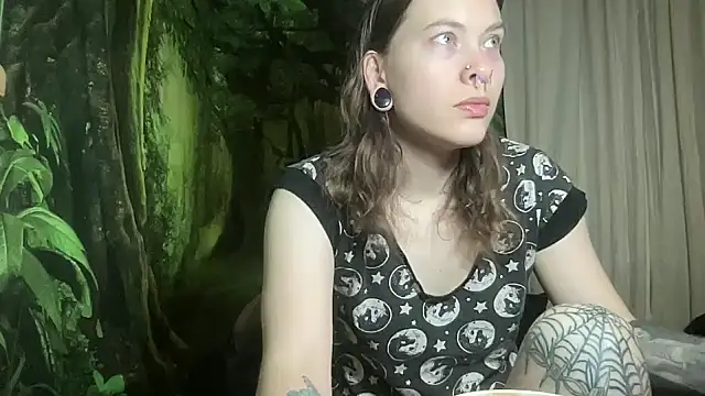 Snapshot of mo0ngoddess chatting on 18, 1, 2025 mo0ngoddess online show from 18, 1, 2025