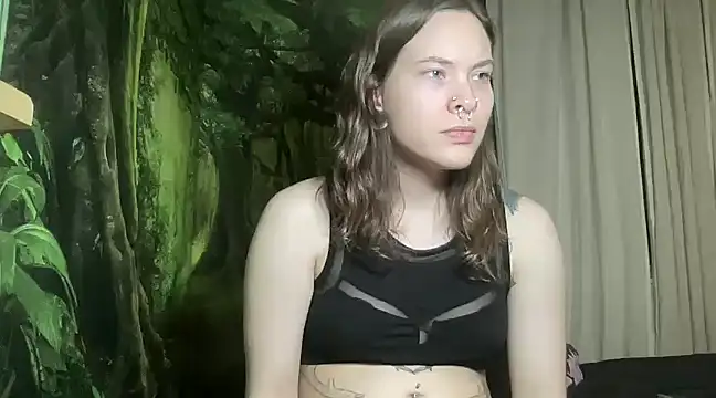 Snapshot of mo0ngoddess chatting on 24, 2, 2025 mo0ngoddess online show from 24, 2, 2025