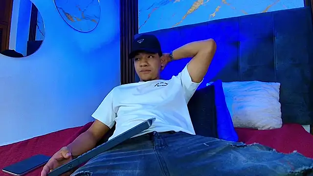 Snapshot of bick_jhonn chatting on 20, 5, 2026 bick jhonn online show from 20, 5, 2026