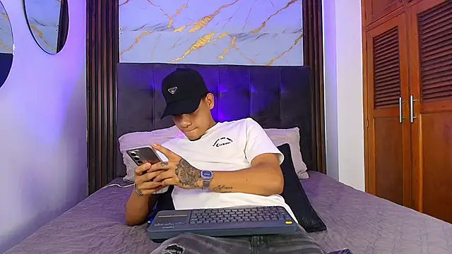 Snapshot of bick_jhonn chatting on 21, 5, 2026 bick jhonn online show from 21, 5, 2026